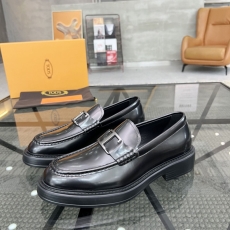 Tods Leather Shoes